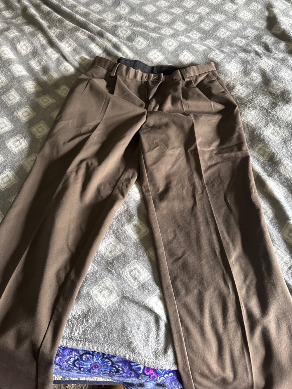 Dockers Men's Brown Pleated Dress Pants